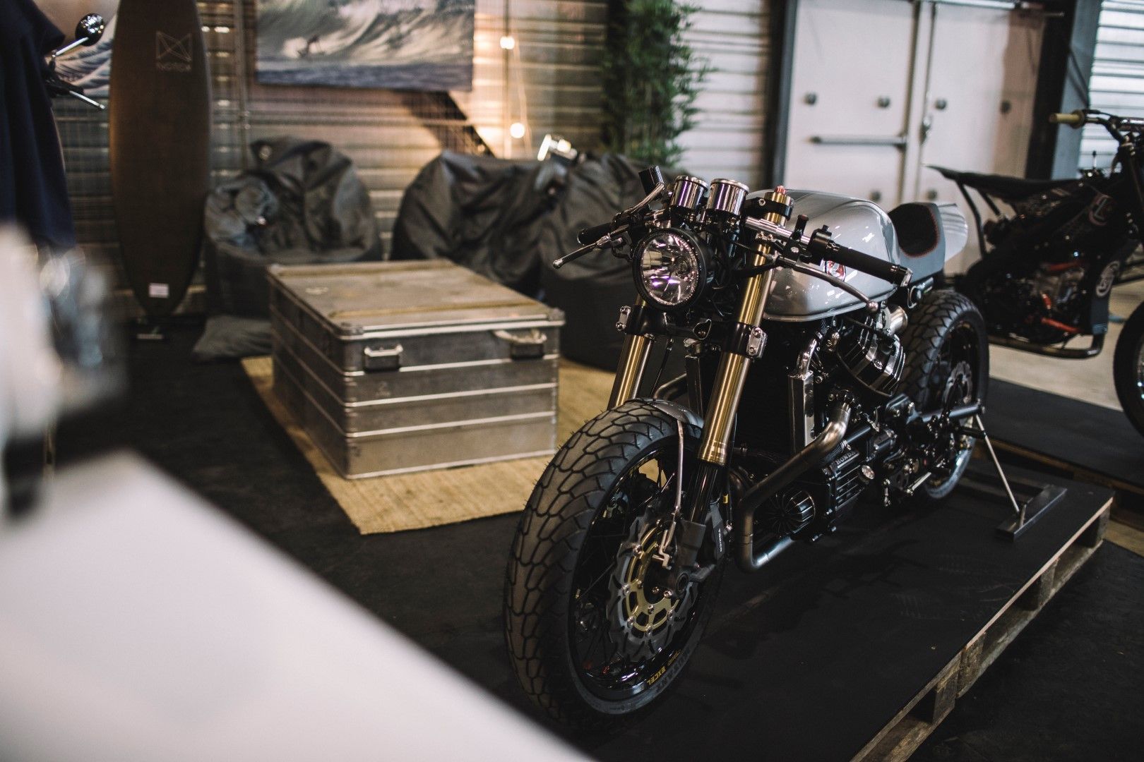 Wheels and waves 2018