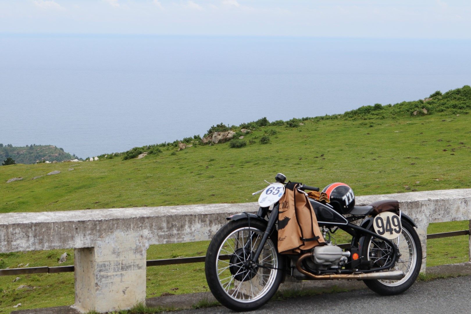 Wheels and waves 2018