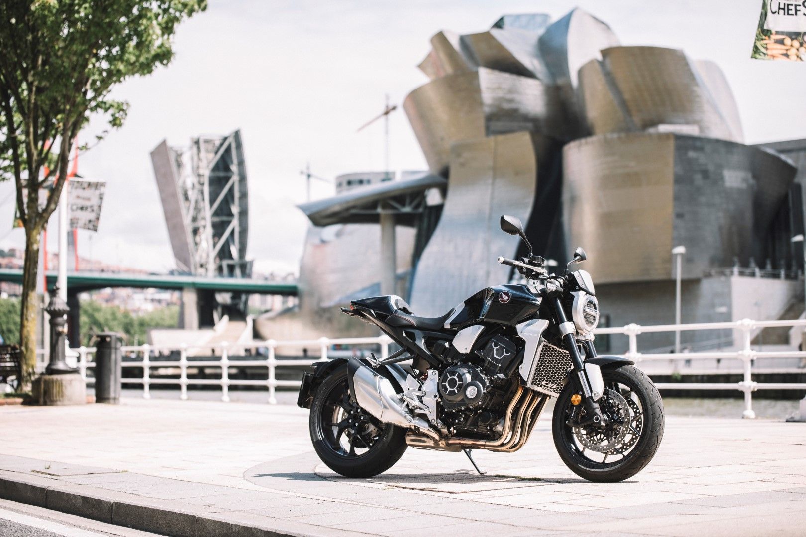 Wheels and waves 2018