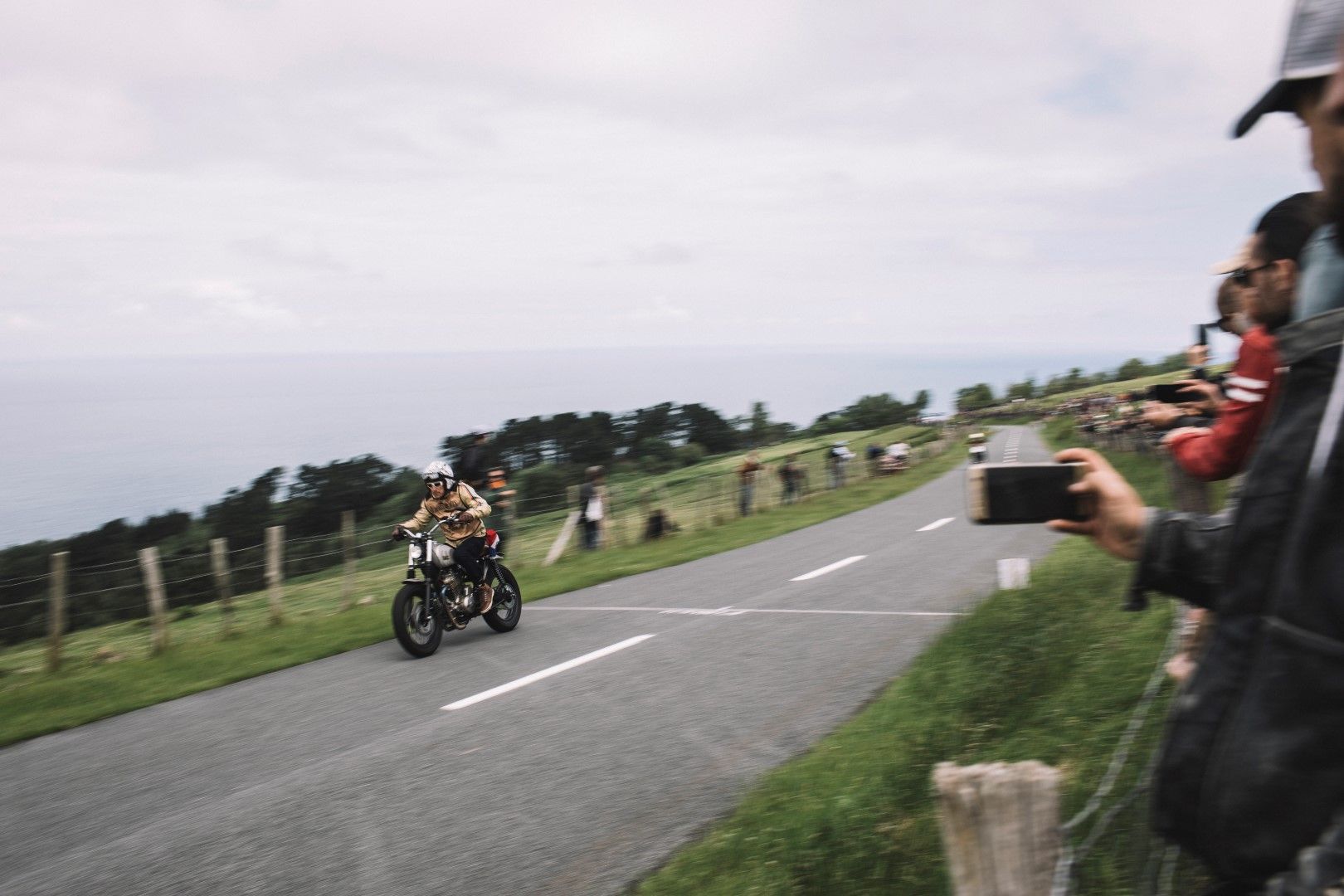 Wheels and waves 2018