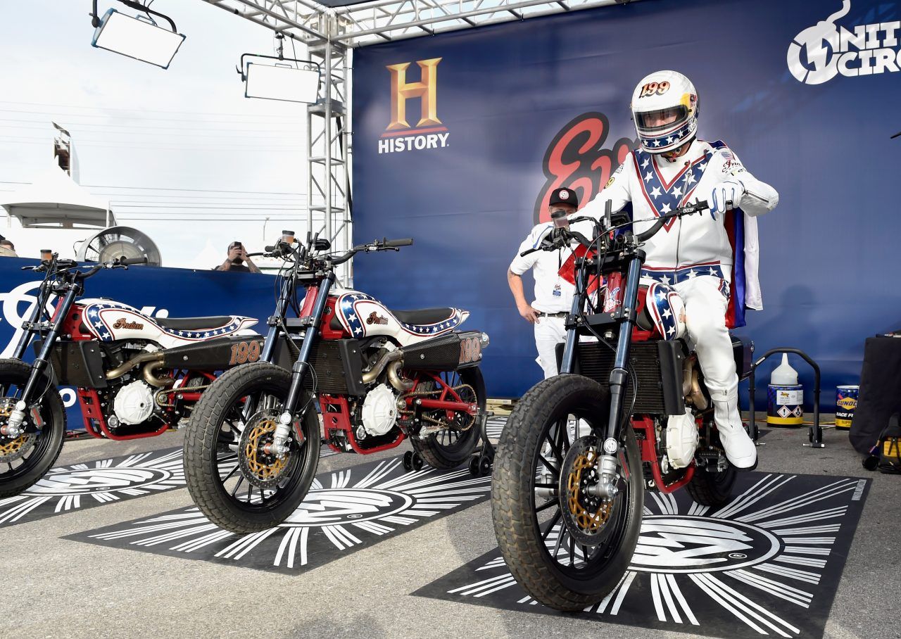 Travis Pastrana emula a Evel Knievel en Las Vegas