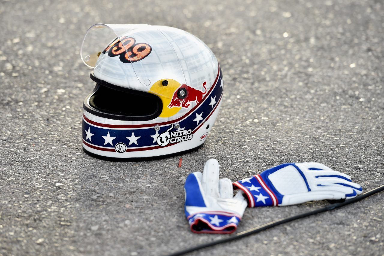 Travis Pastrana emula a Evel Knievel en Las Vegas