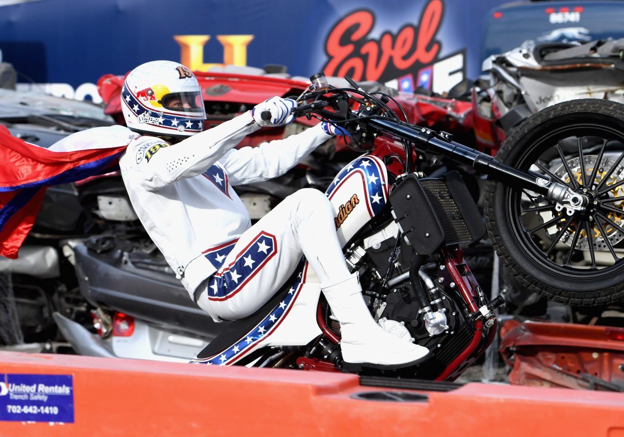 Travis Pastrana emula a Evel Knievel en Las Vegas