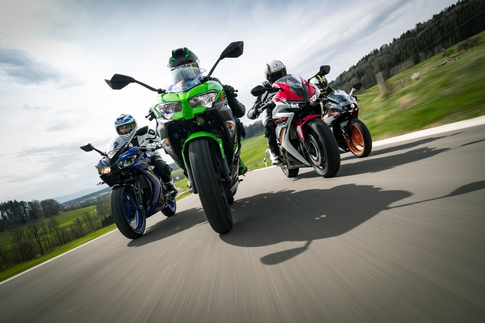 Comparativa Deportivas A2: Honda CBR500R vs Kawasaki Ninja 400 vs KTM RC 390 vs Yamaha YZF-R3