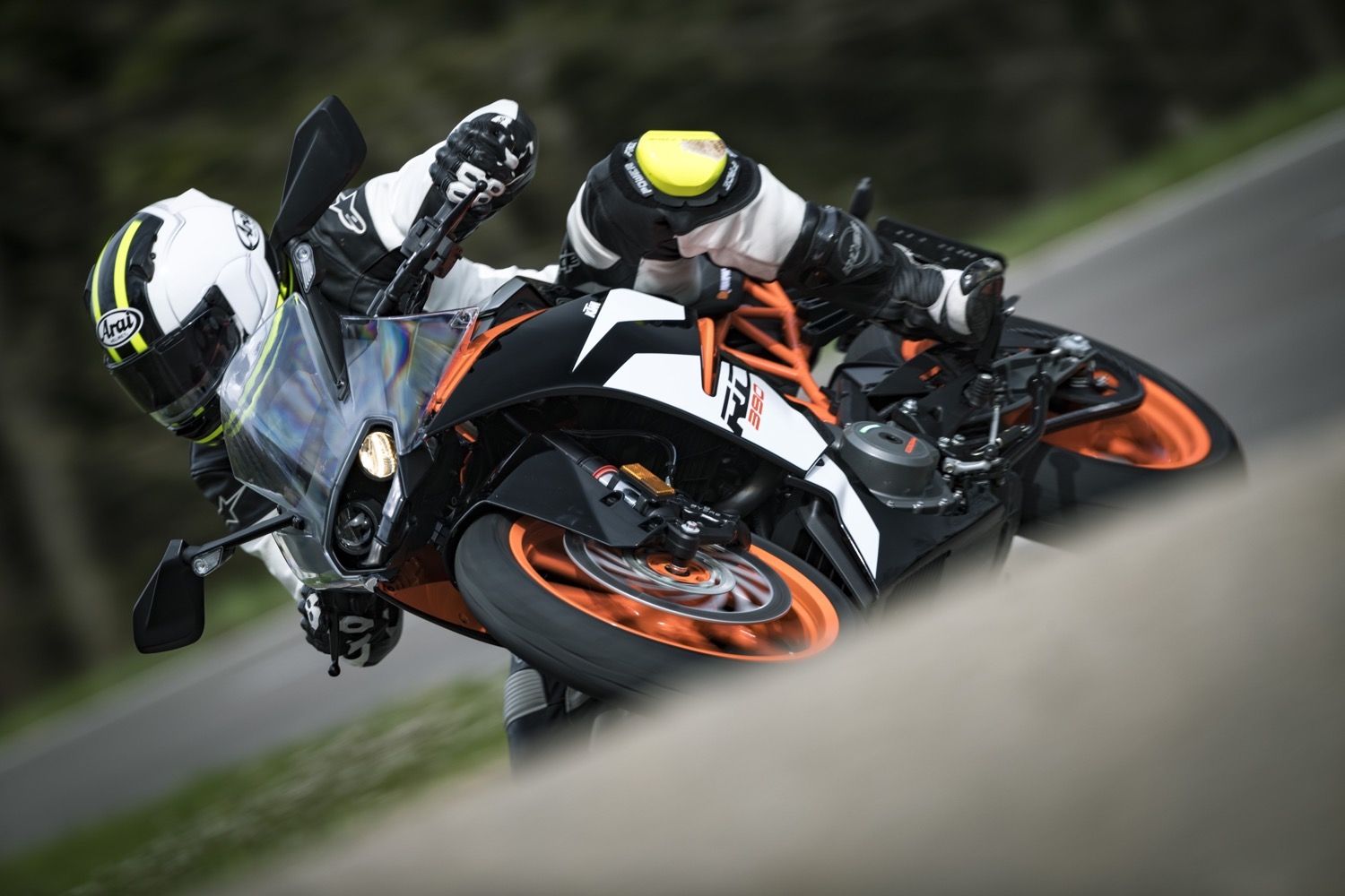 Comparativa Deportivas A2: Honda CBR500R vs Kawasaki Ninja 400 vs KTM RC 390 vs Yamaha YZF-R3