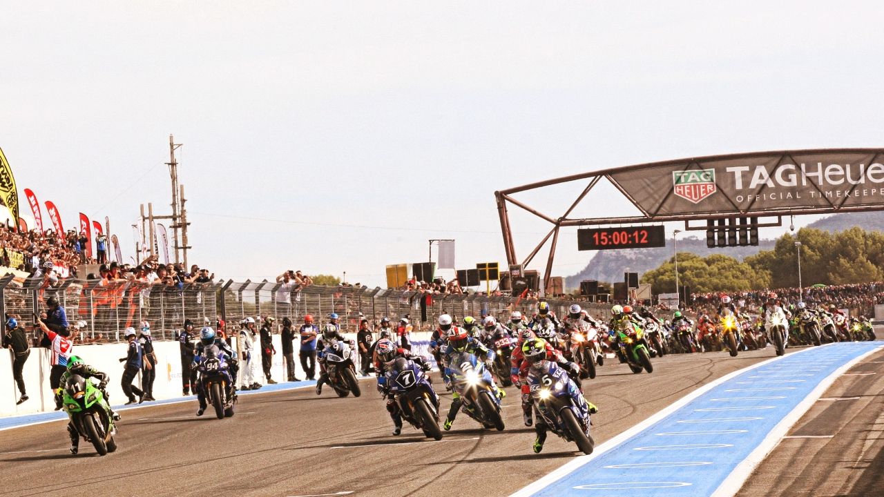 Salida de la pasada edición de la Bol d'Or, que dio inicio a la temporada 2017-2018 (Foto: FIM EWC)