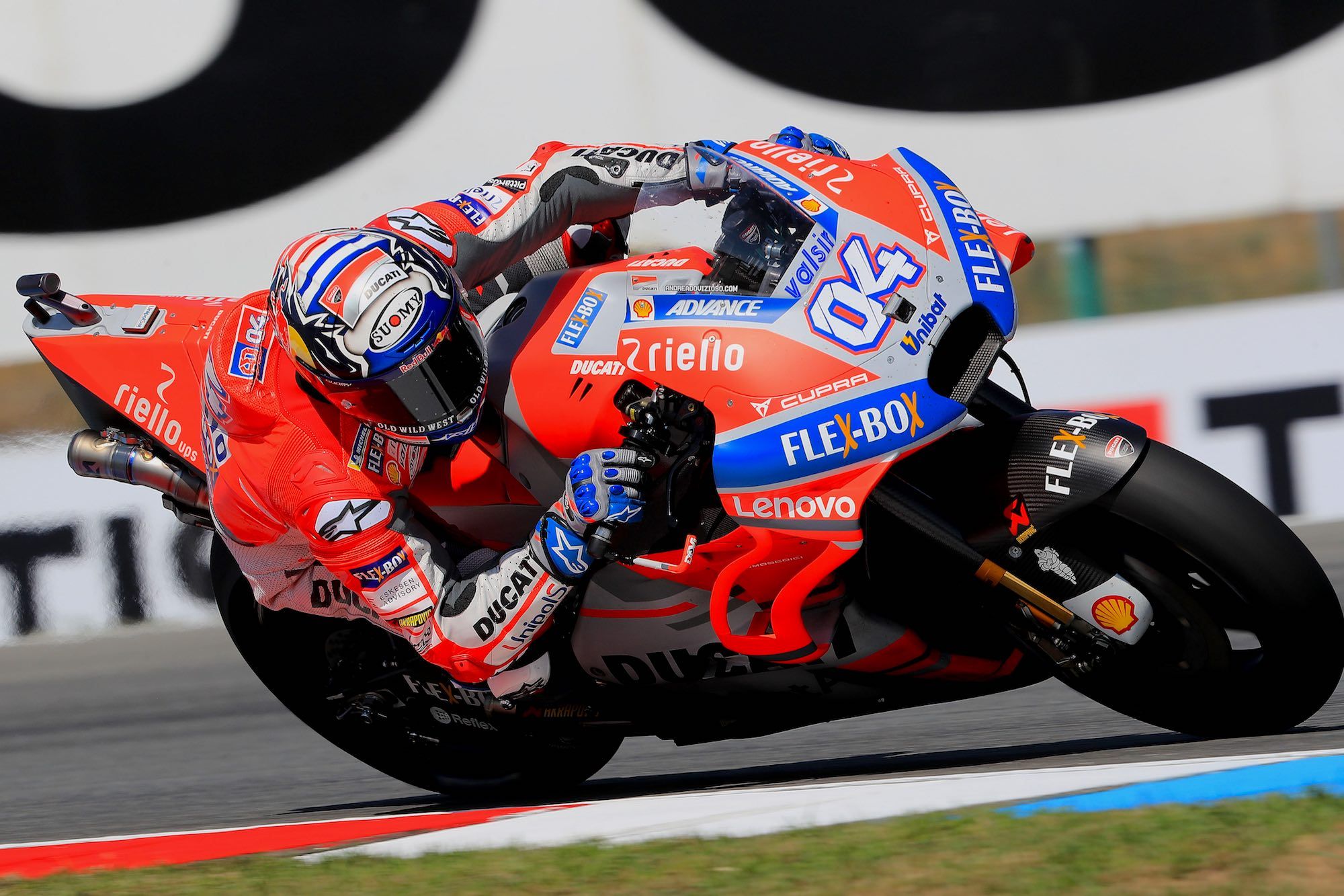 Andrea Dovizioso gana el pulso por la pole position en MotoGP