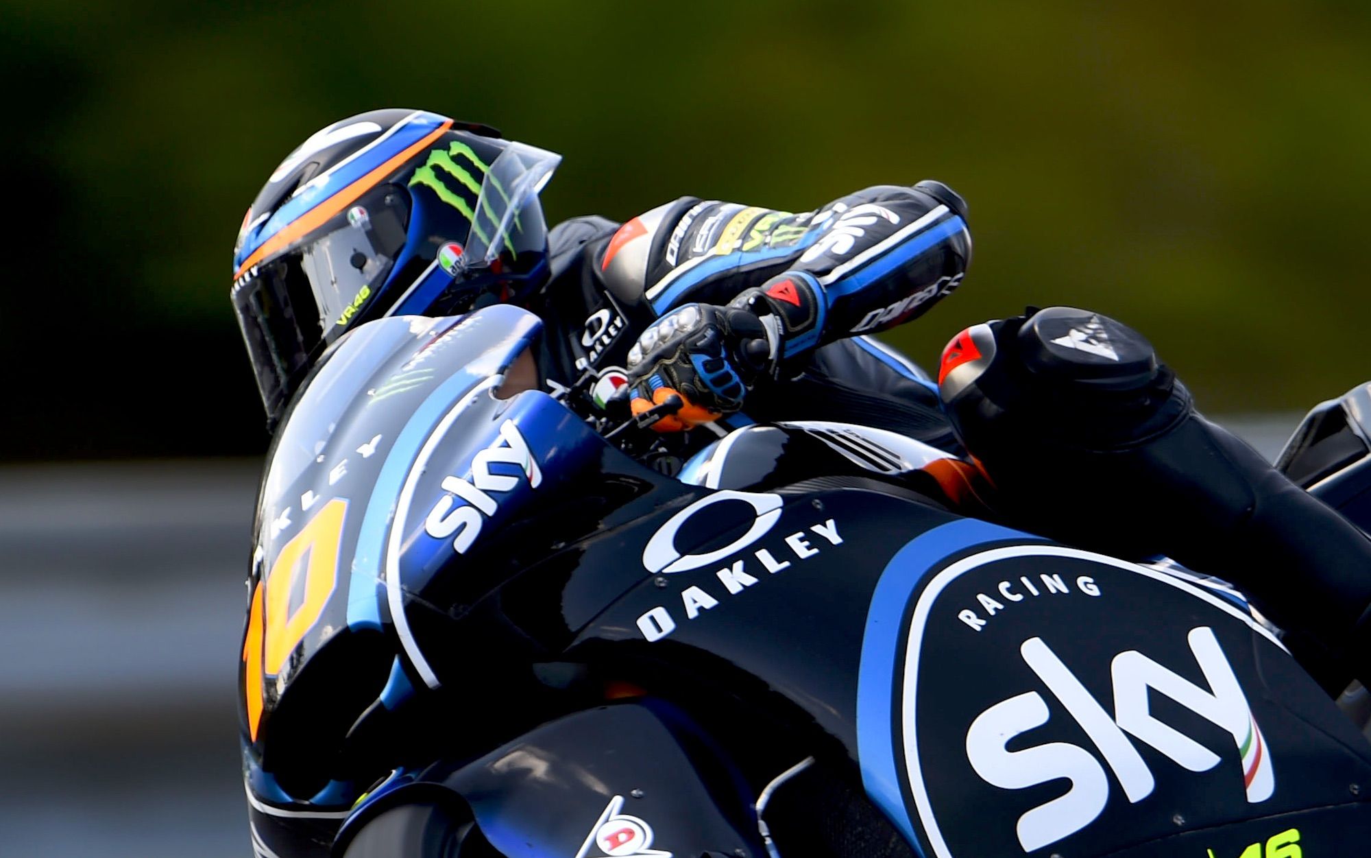 Tras su primer podio, Luca Marini alcanza su primera pole position