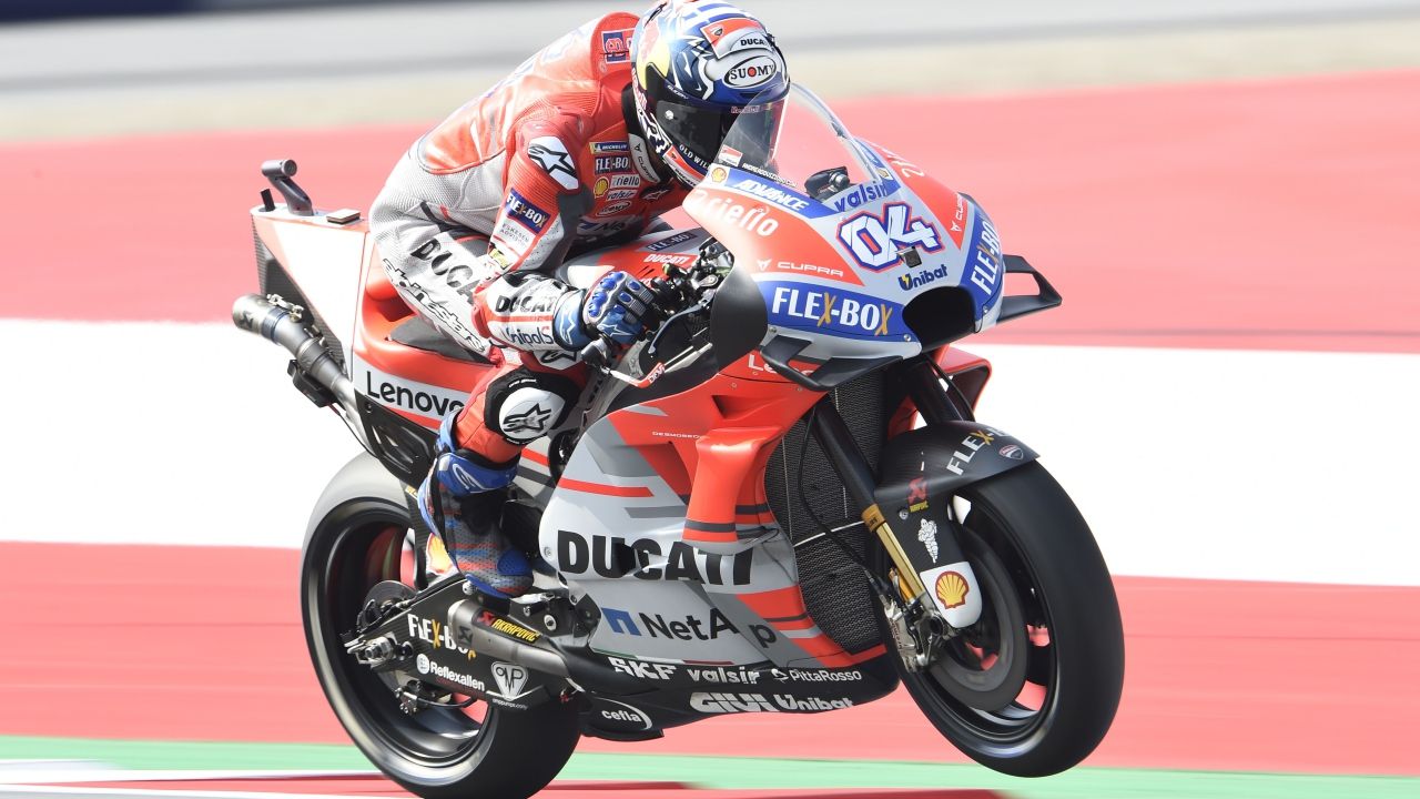 Andrea Dovizioso lidera MotoGP en seco y Marc Márquez en mojado en Austria