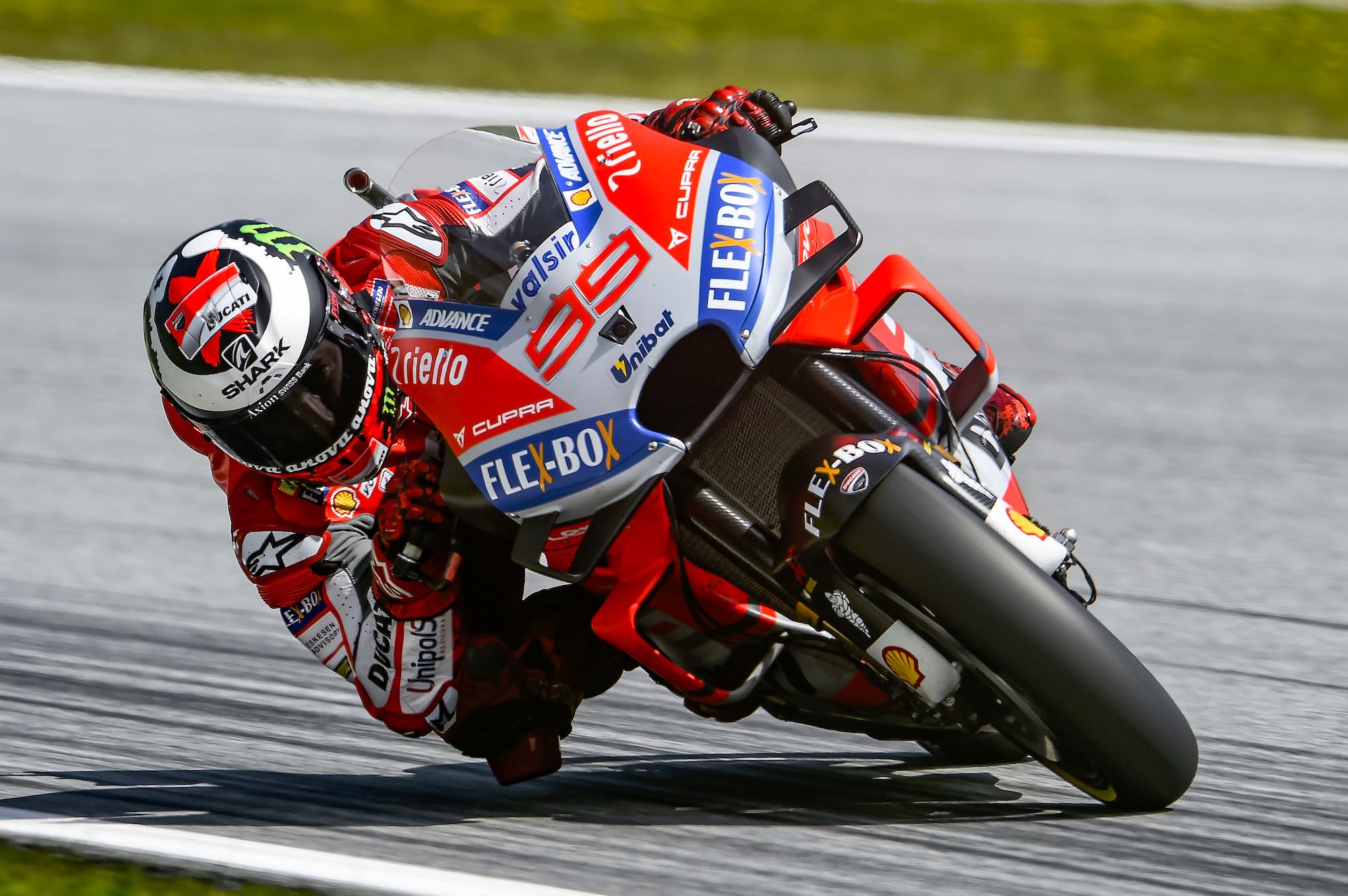 Un magistral Jorge Lorenzo bate a Marc Márquez en el Red Bull Ring