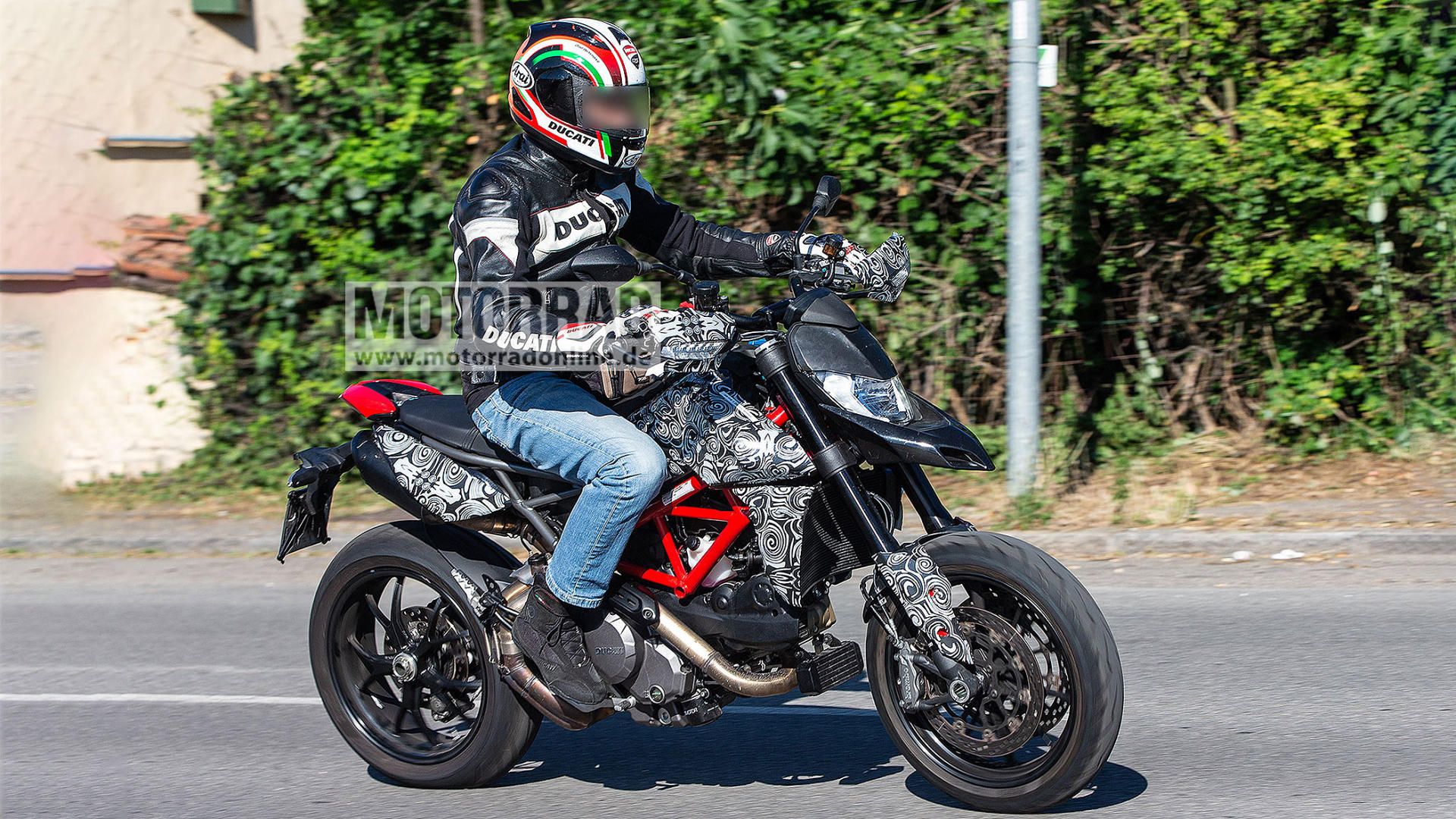 Ducati Hypermotard 2019, fotos espía