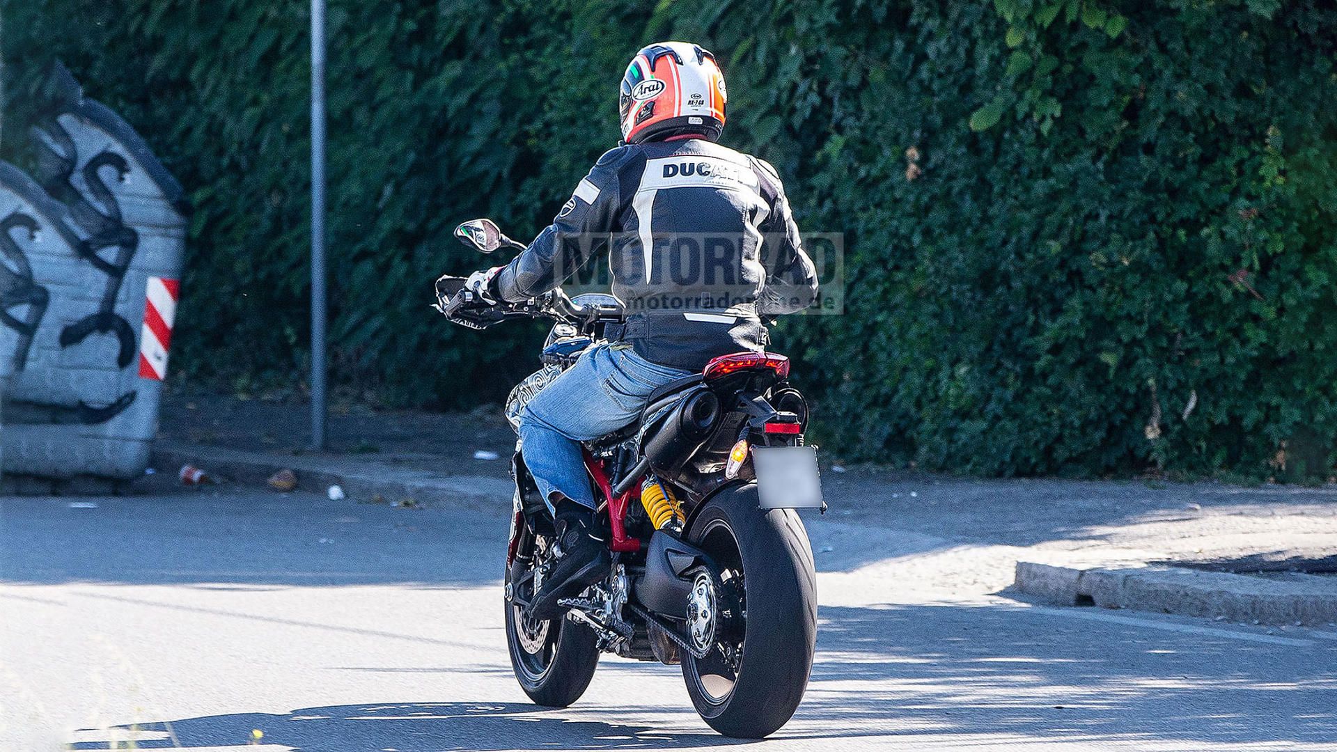 Ducati Hypermotard 2019, fotos espía