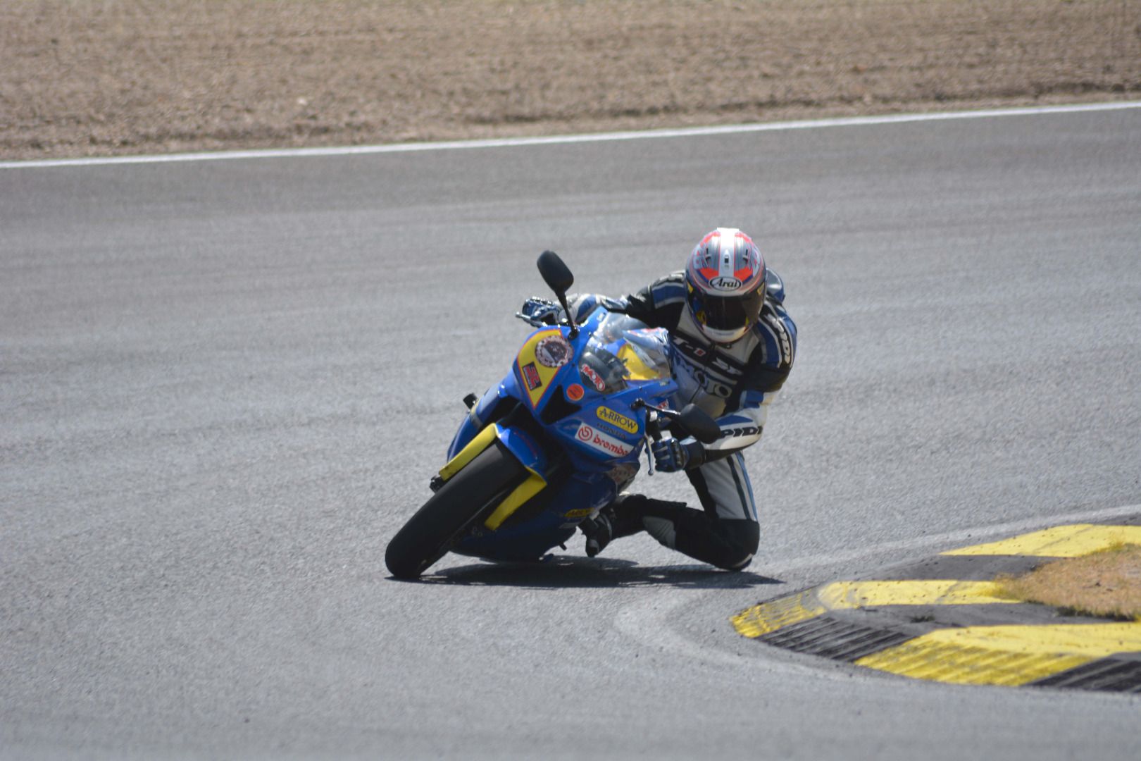 Probamos el nuevo asfalto del Circuito del Jarama RACE