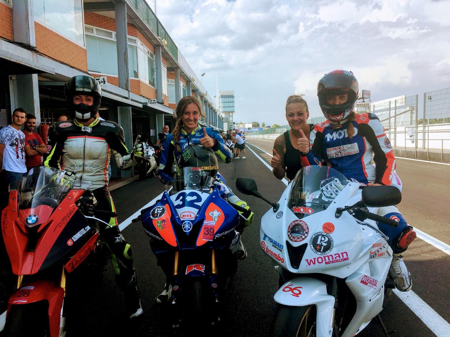 Probamos el nuevo asfalto del Circuito del Jarama RACE