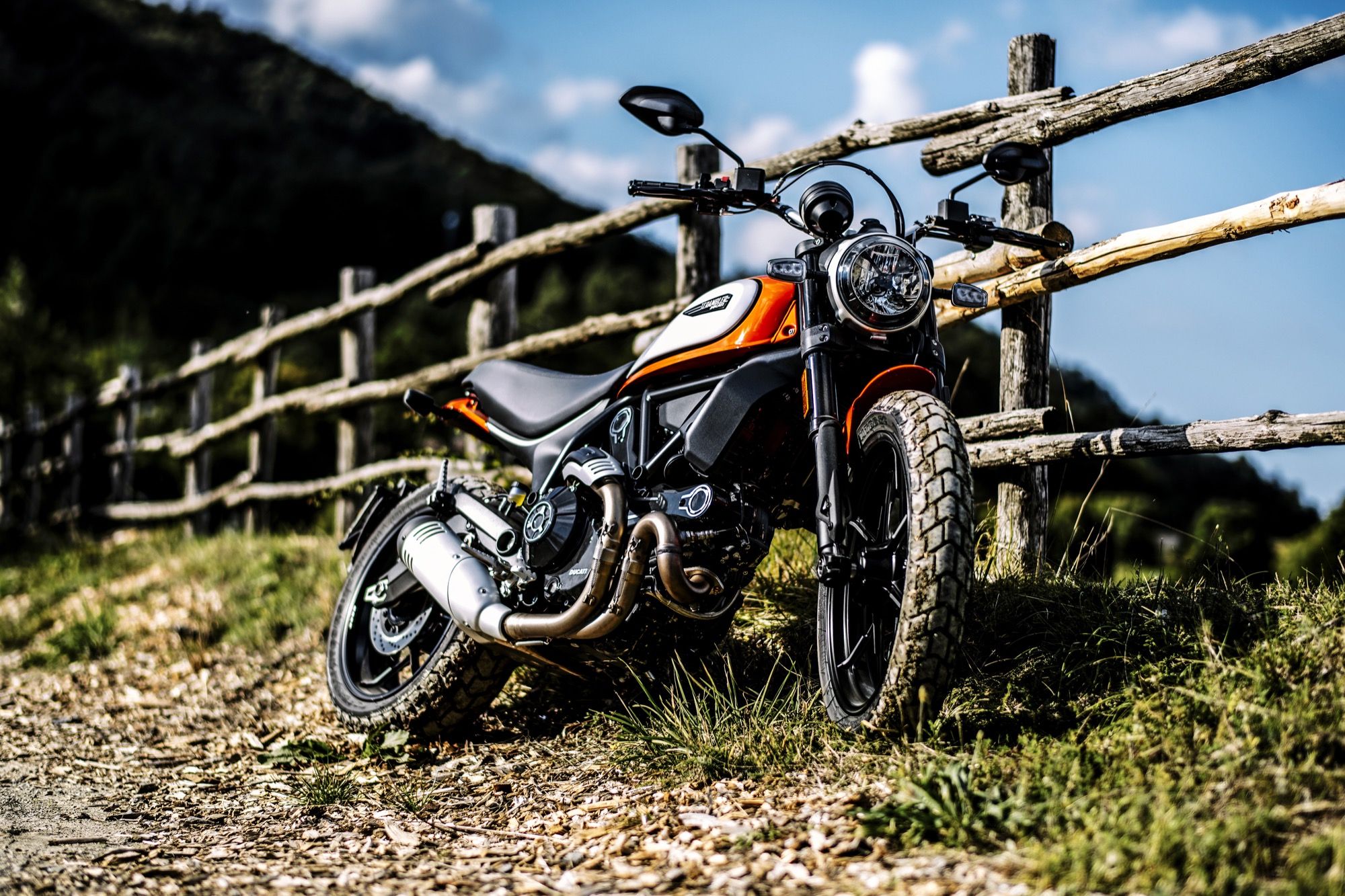 Ducati Scrambler Icon 2019, así mejora la moto más vendida de Ducati para 2019