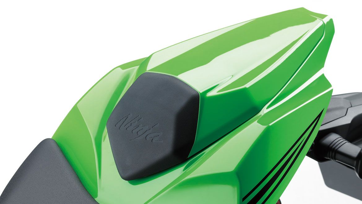 Kawasaki Ninja ZX-10RR: Ficha técnica y primeras impresiones