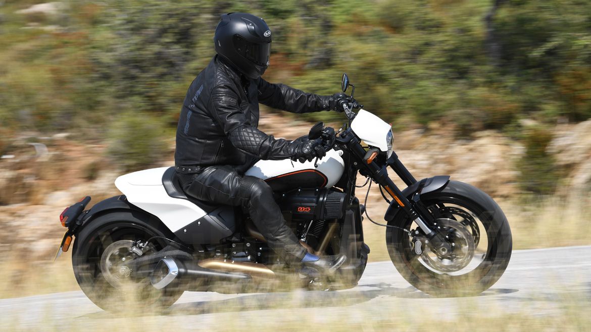 Harley-Davidson Softail FXDR 114