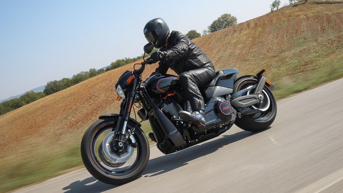 Harley-Davidson Softail FXDR 114
