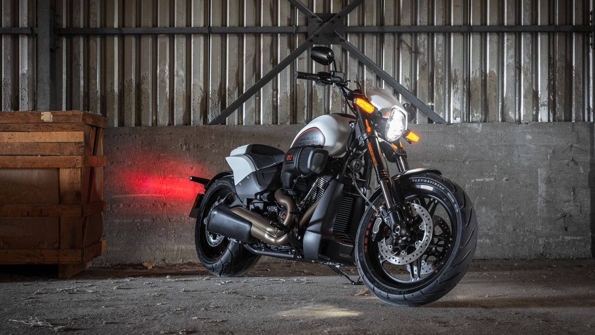 Harley-Davidson Softail FXDR 114