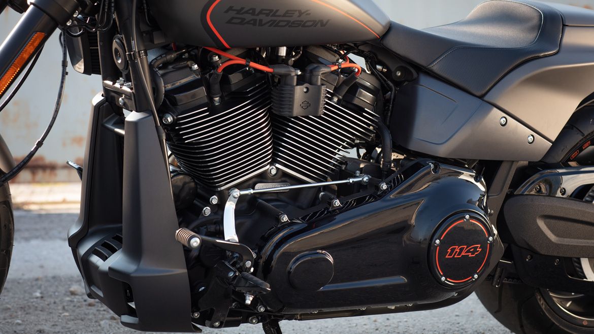 Harley-Davidson Softail FXDR 114