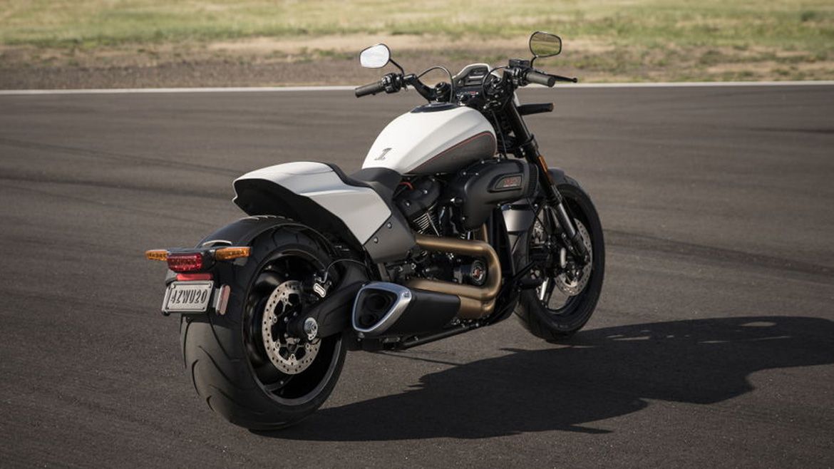 Harley-Davidson Softail FXDR 114