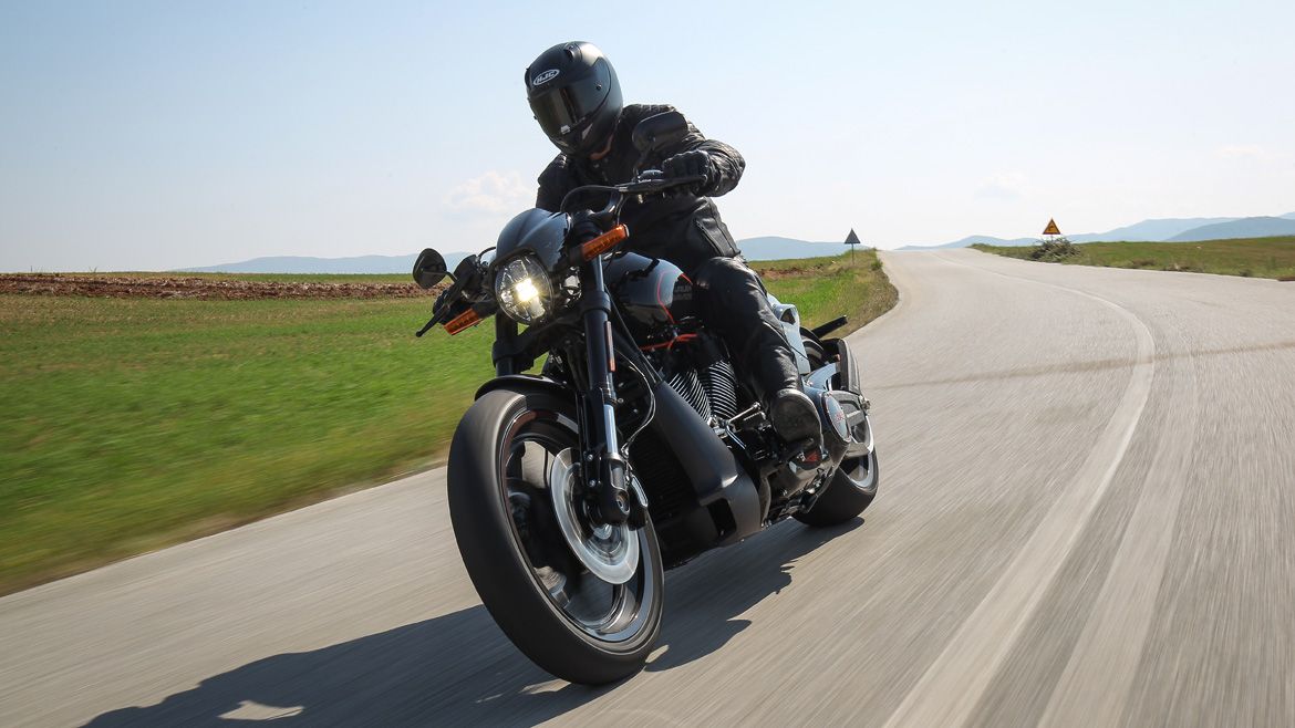 Harley-Davidson Softail FXDR 114
