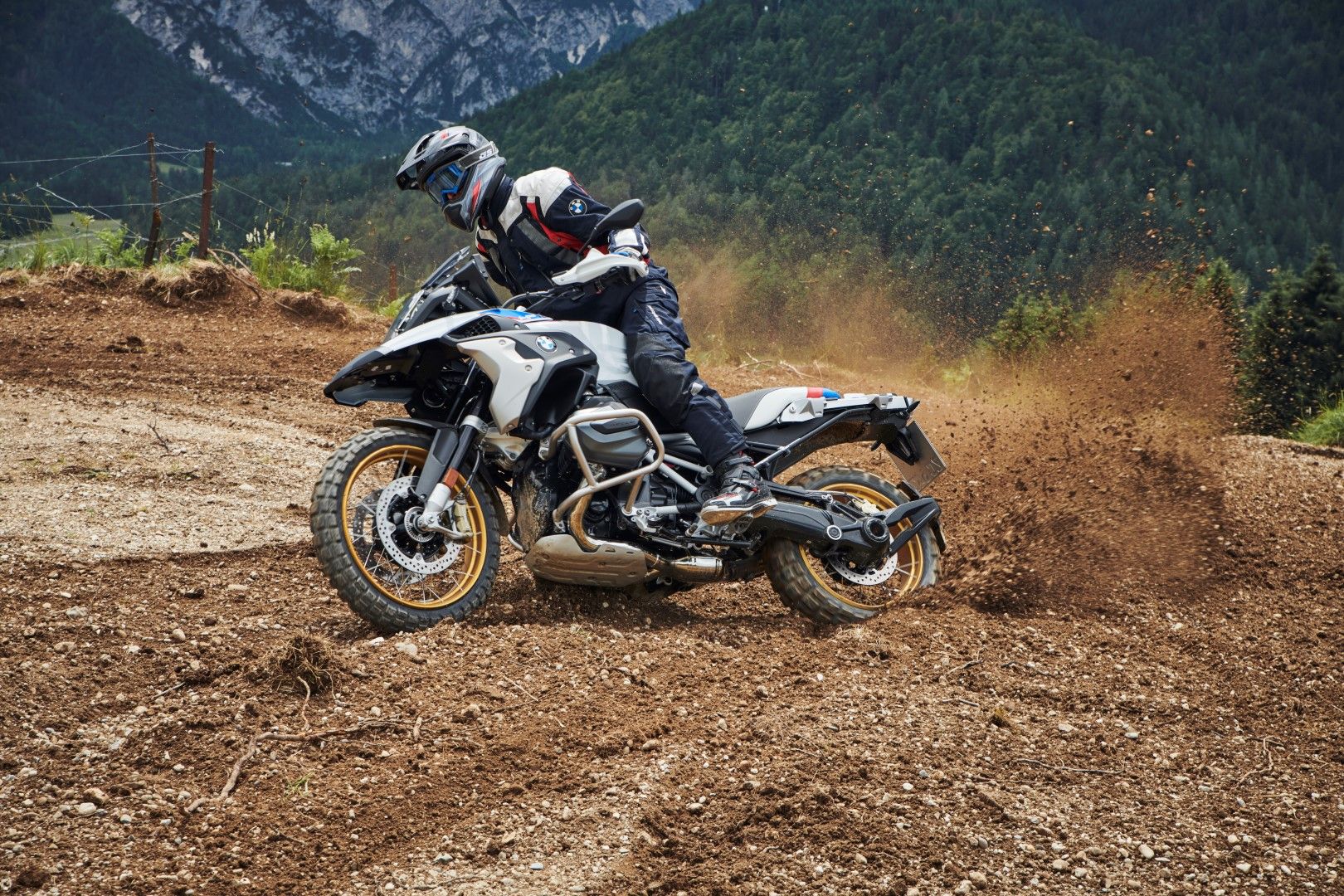 BMW R 1250 GS y R 1250 RT 2019