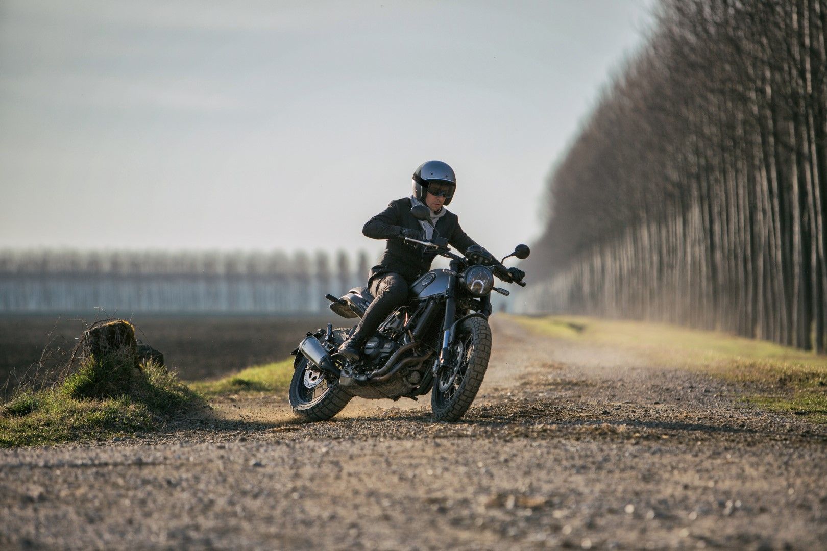 Benelli Leoncino Trail, la legendaria italiana ahora más aventurera