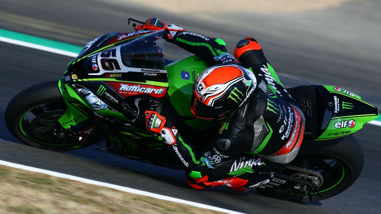 Tom Sykes suma una nueva Superpole tras un giro increíble en Magny-Cours (Foto: Gold & Goose)