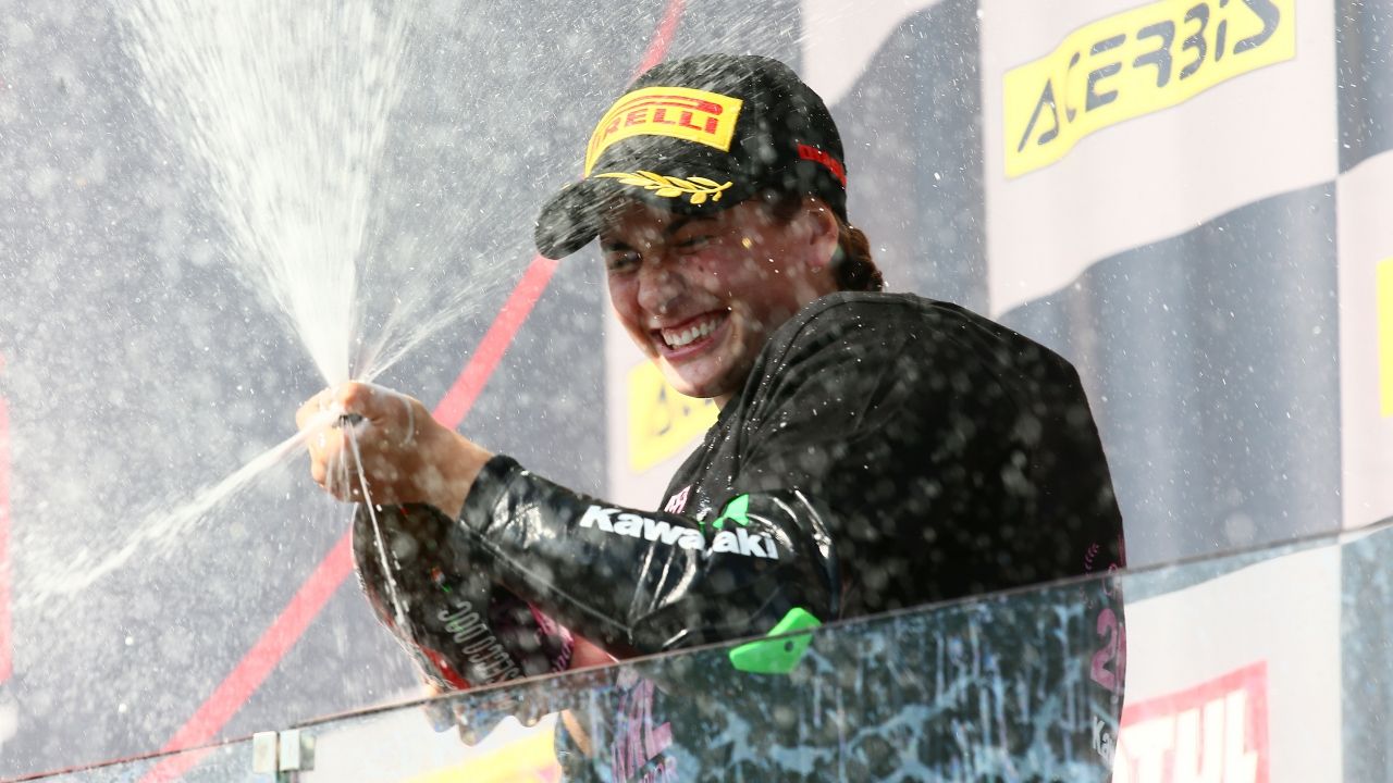 Ana Carrasco, campeona del mundo de WSSP300