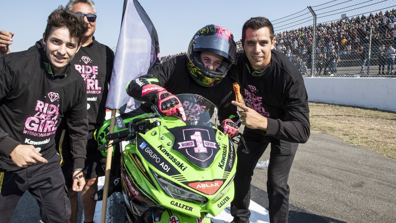 Ana Carrasco, campeona del mundo de WSSP300