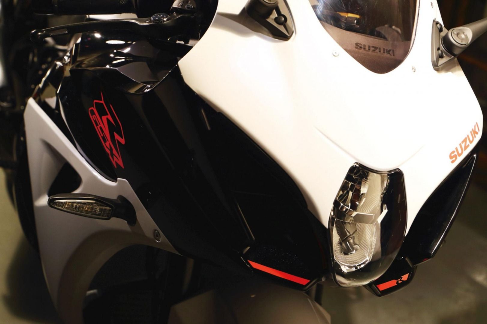 Suzuki GSX-R1000 y GSX-R1000 R 2019