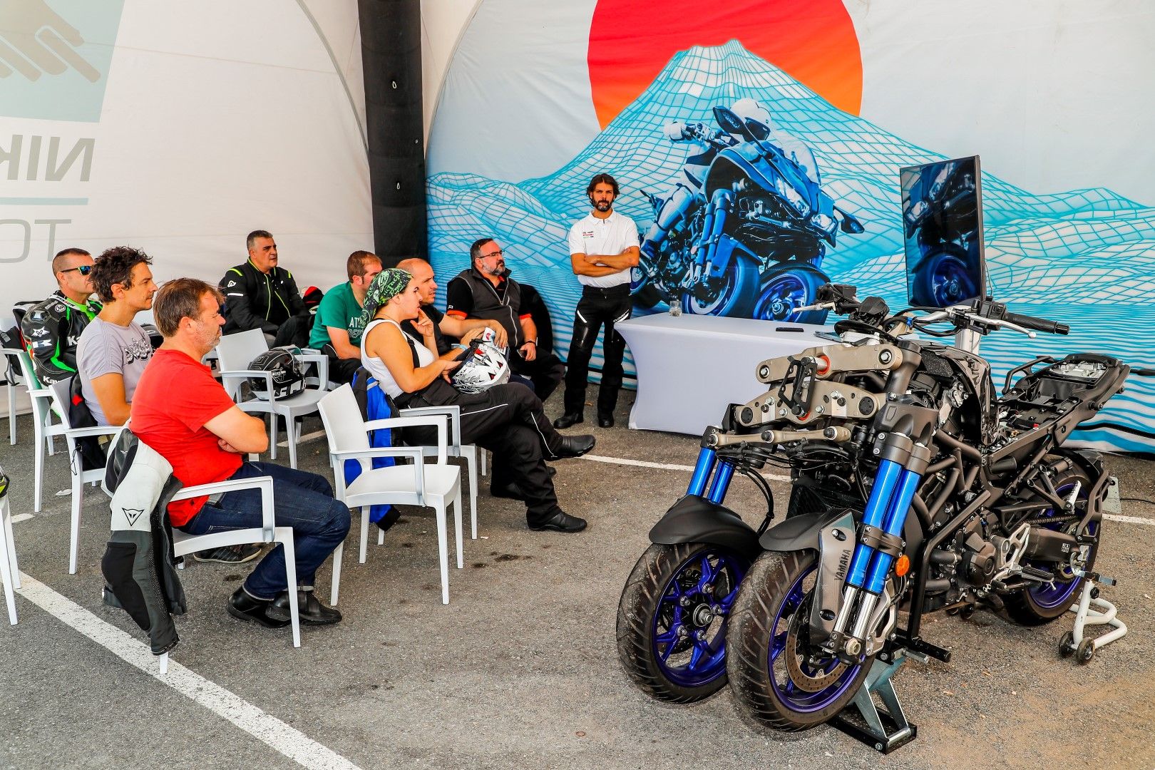 Yamaha Niken Tour 2018