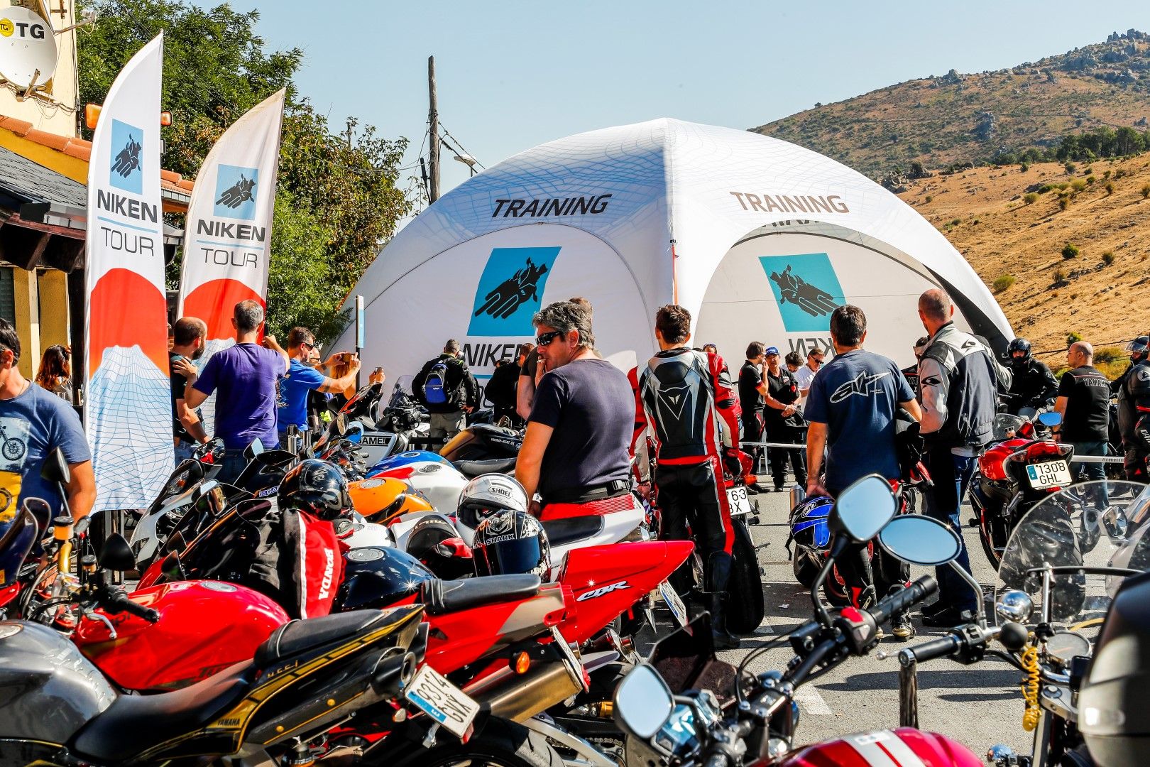 Yamaha Niken Tour 2018