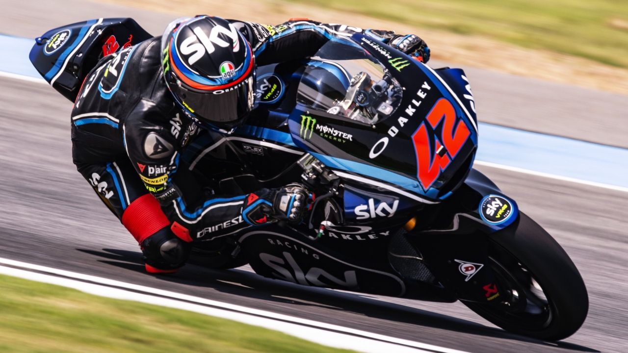 Pecco Bagnaia vence en Tailandia y da dos pasos más hacia el título de Moto2
