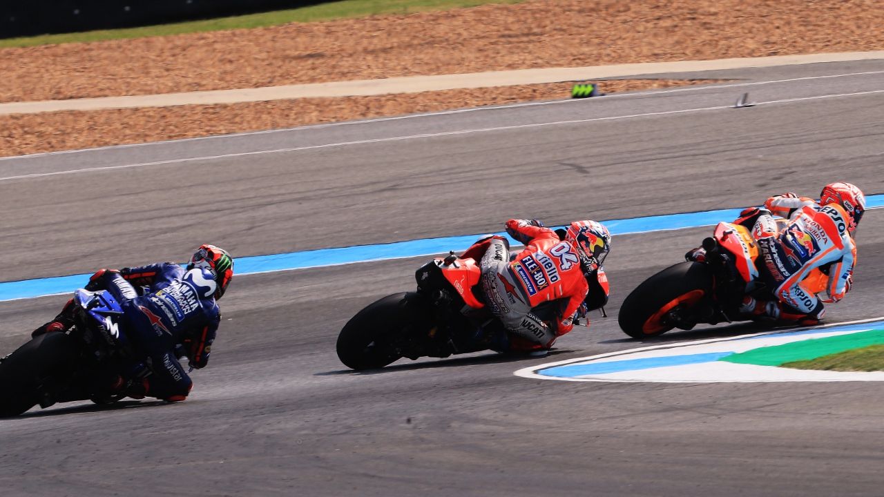 Marc Márquez vs Andrea Dovizioso en el GP de Tailandia