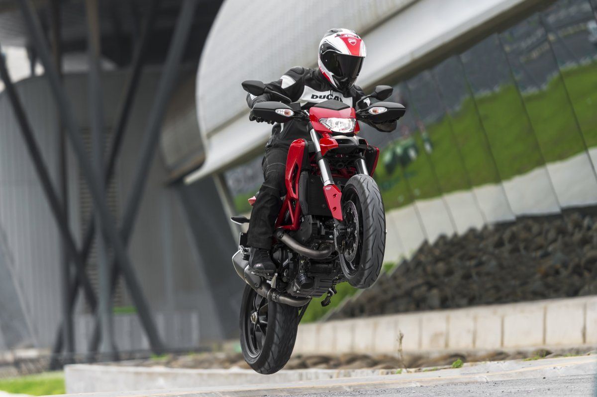 Ducati Hypermotard 821