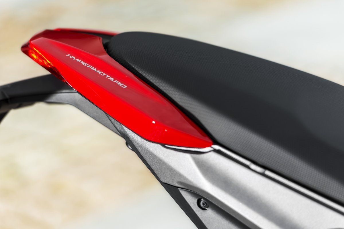 Ducati Hypermotard 821