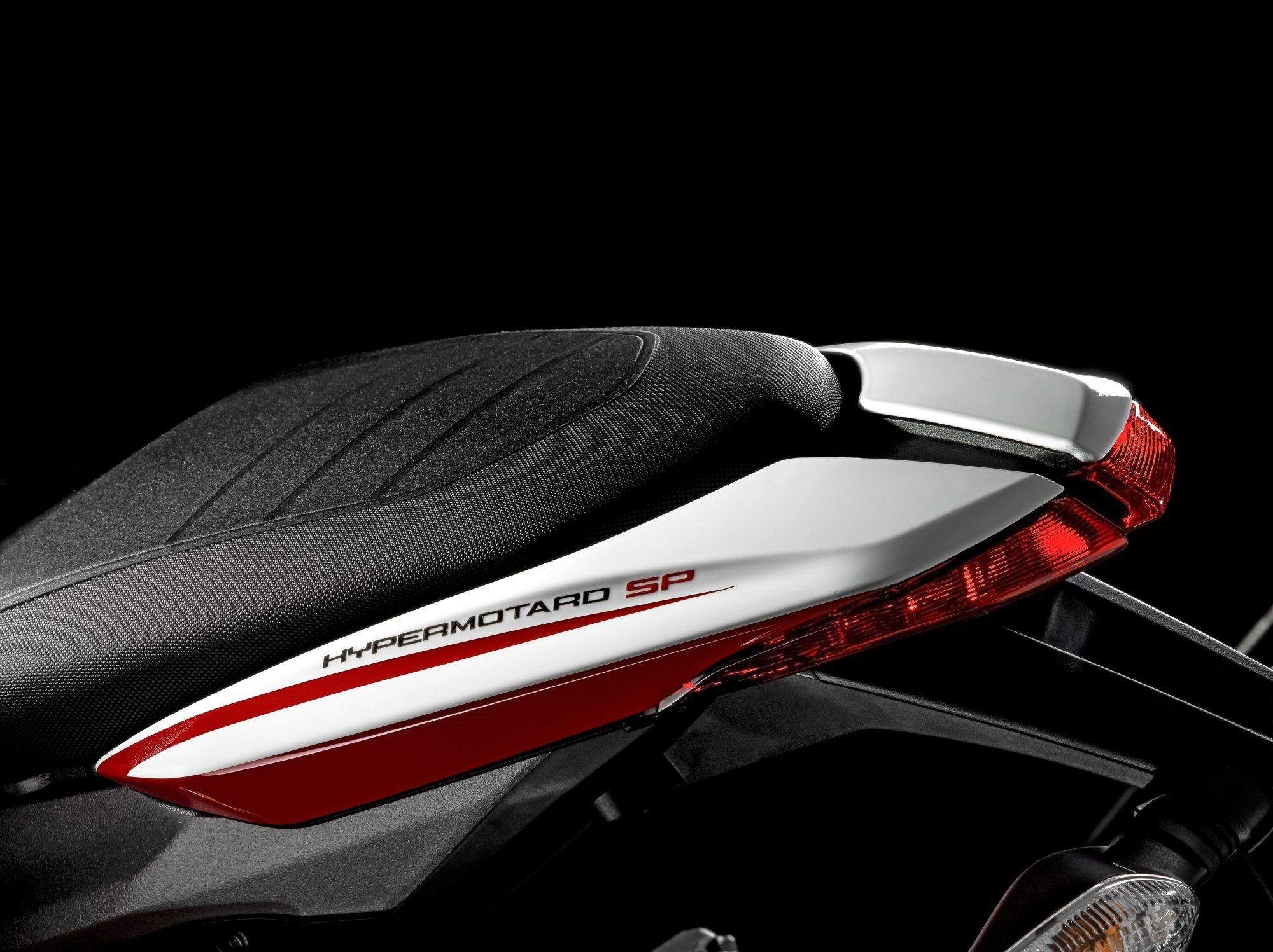 Ducati Hypermotard SP 821