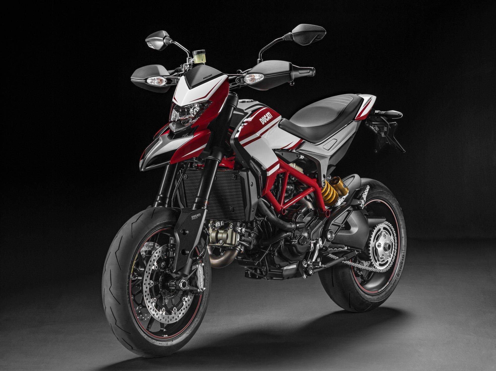 Ducati Hypermotard SP 821