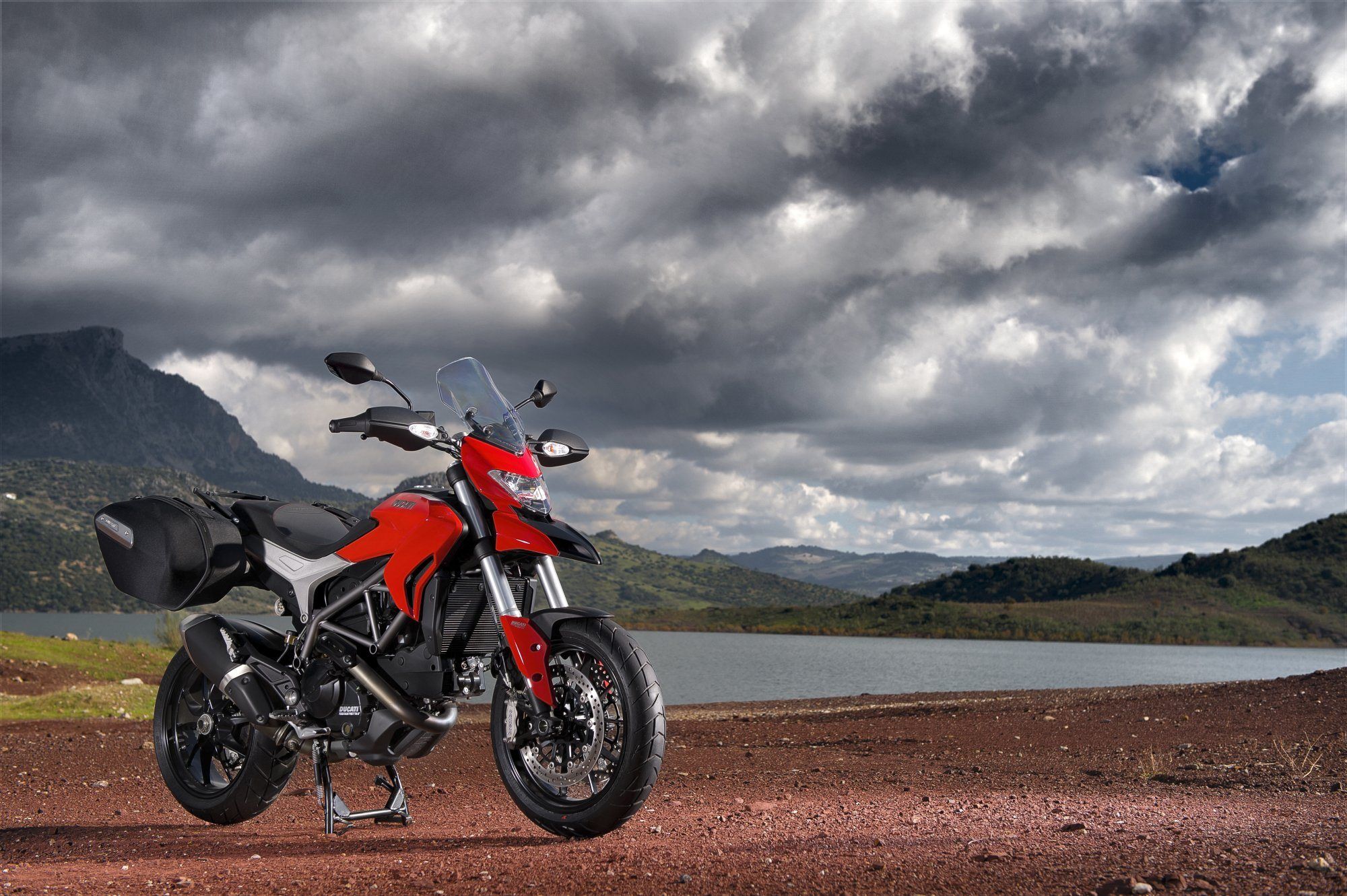 Ducati Hyperstrada