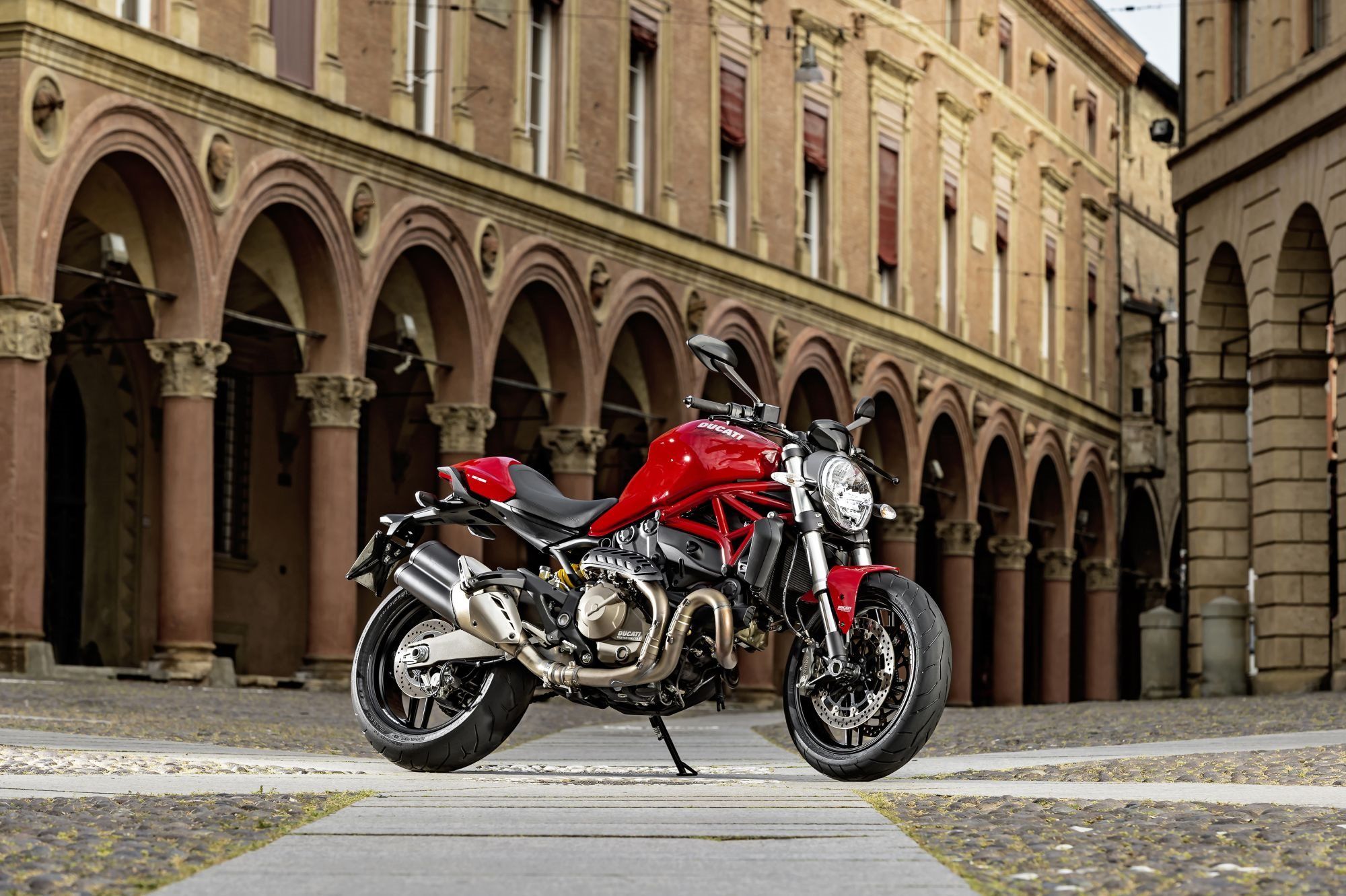 Ducati Monster 821