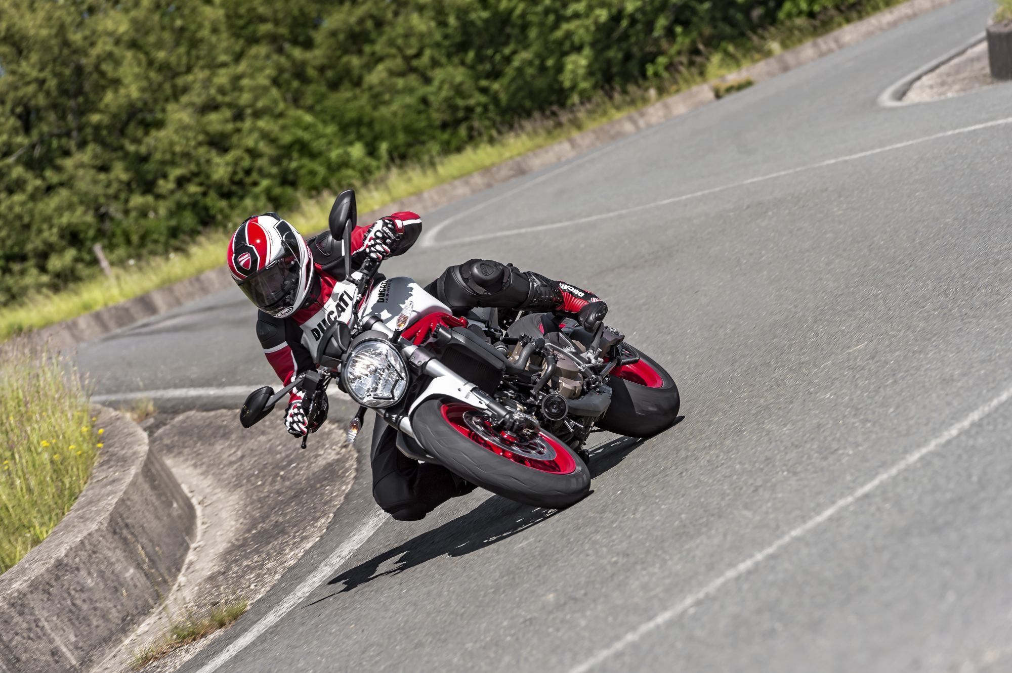 Ducati Monster 821