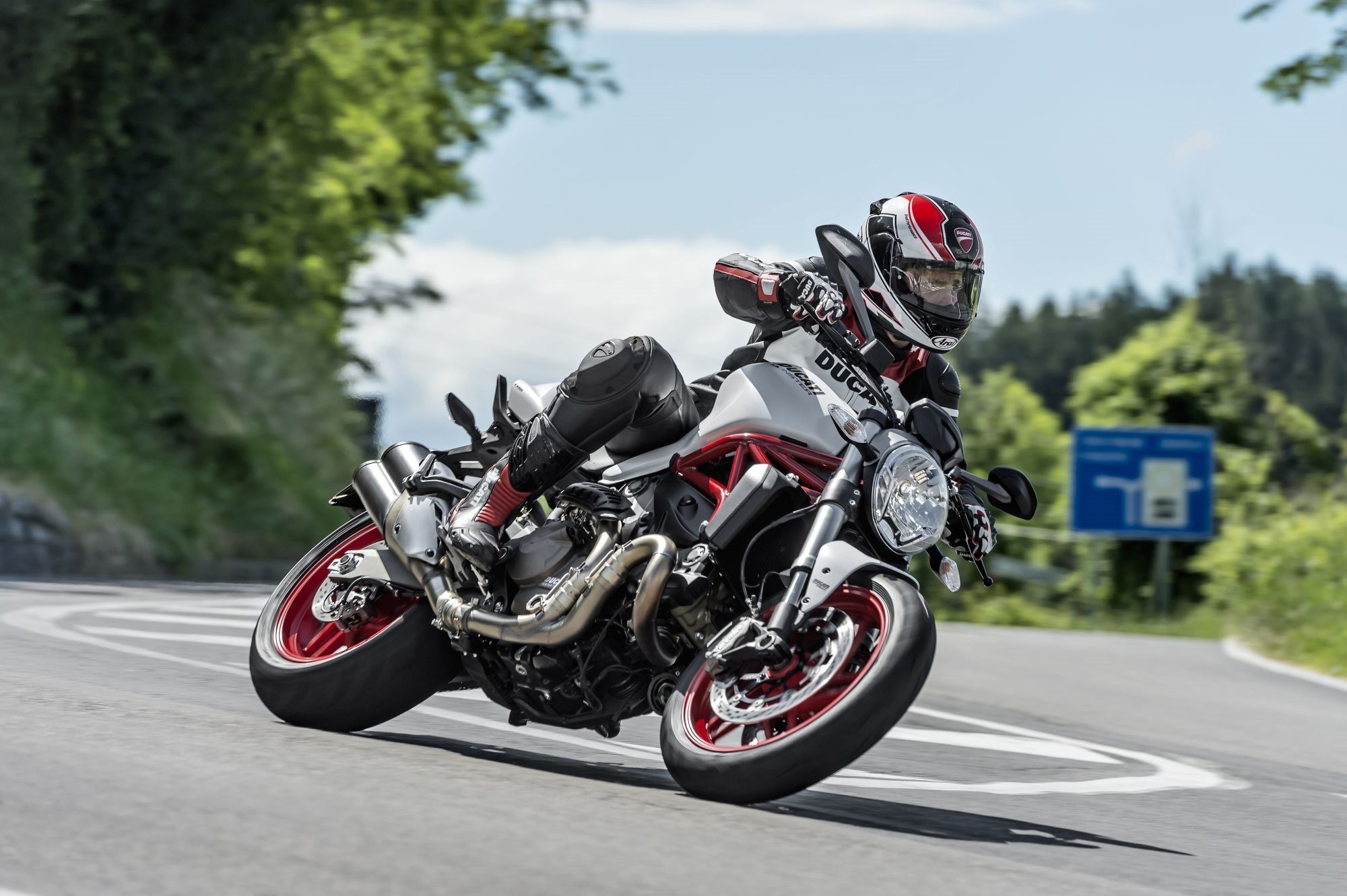 Ducati Monster 821