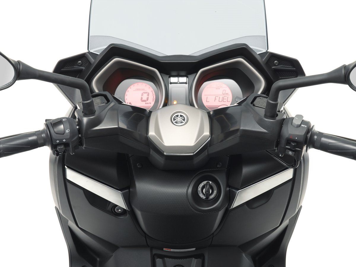 Yamaha X-Max 125