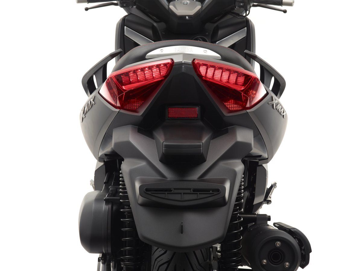 Yamaha X-Max 125