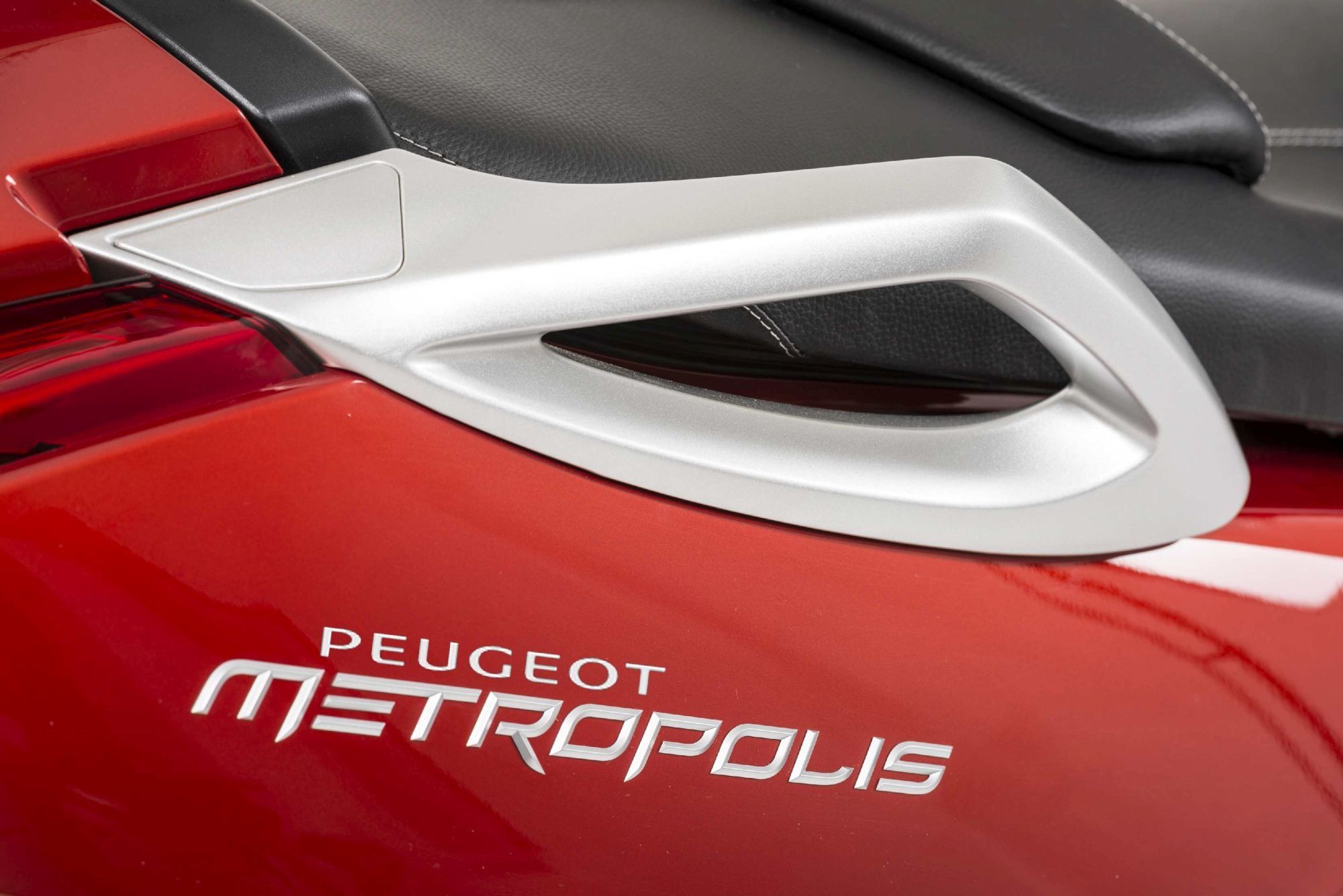 Peugeot Metropolis 400