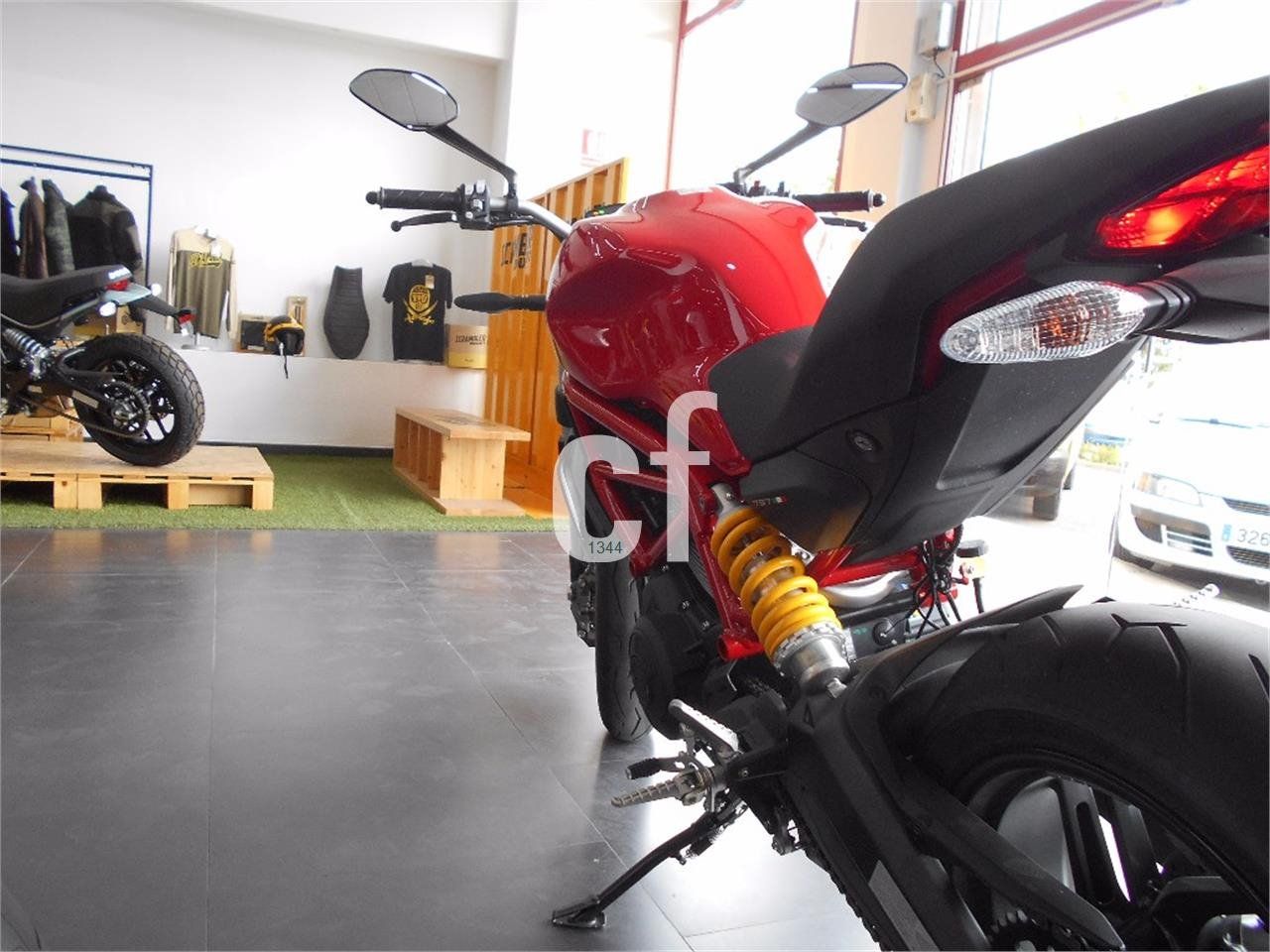 Ducati Monster 797