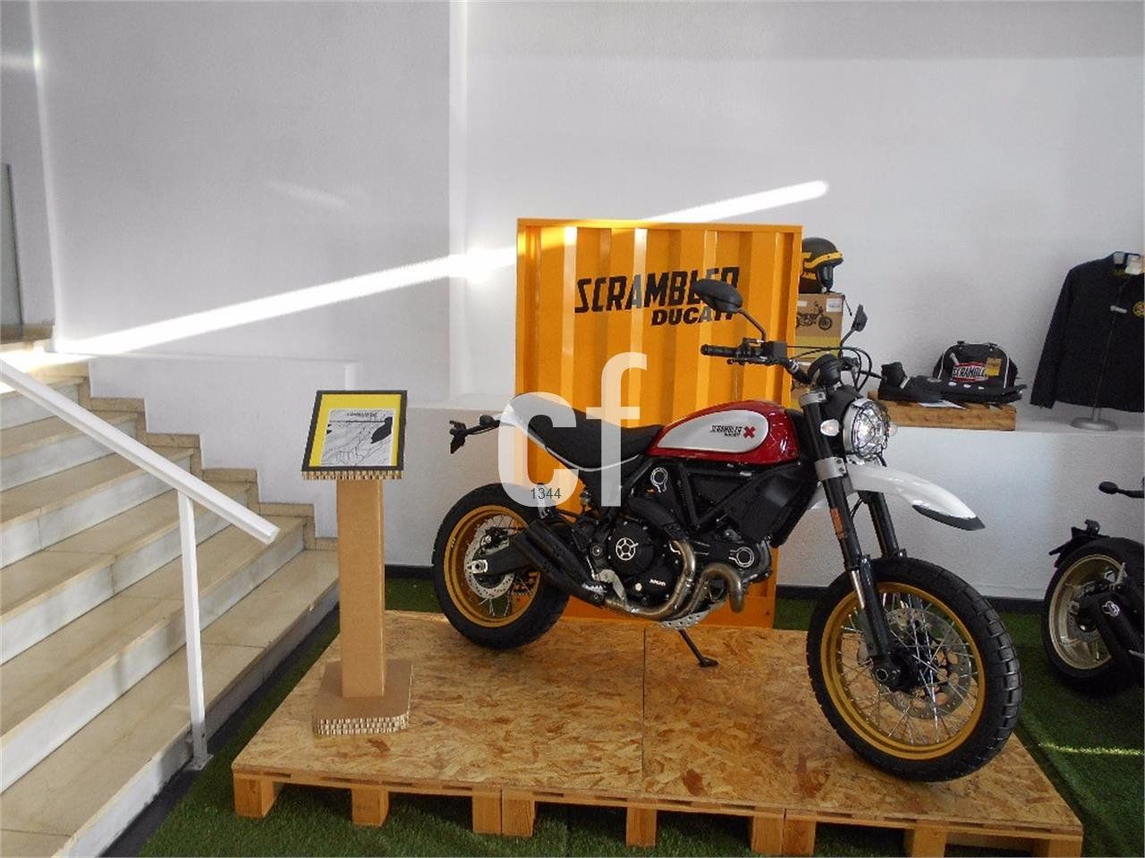 Ducati Monster 797