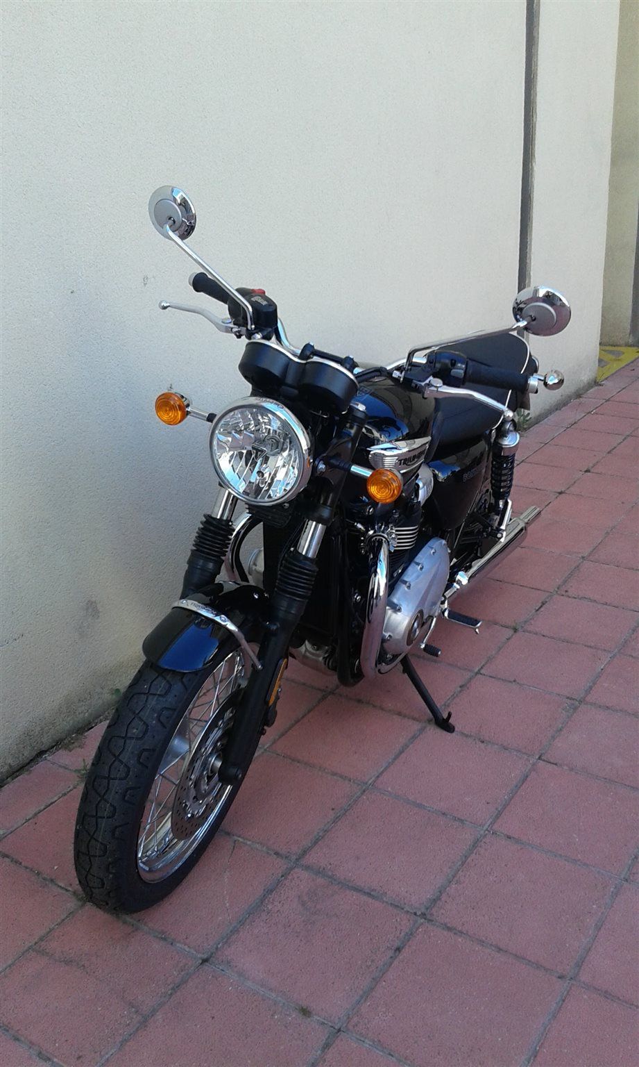Triumph Bonneville T100